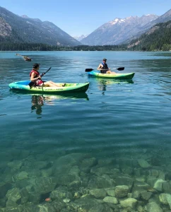 Kayaking Lake Chelan Stehekin